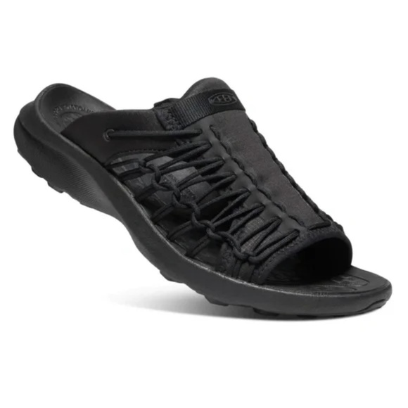 Men's / Unisex KEEN UNEEK SNK Slide On Slippers In Black/Black - Picture 2 of 16